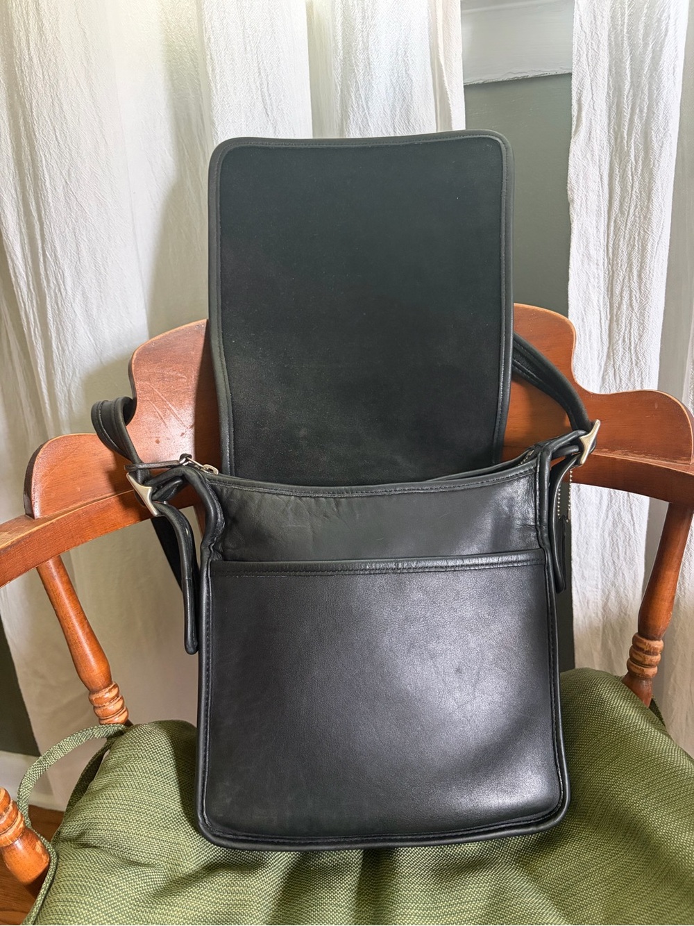 Vintage Coach 9144 Black Studio Legacy Flap Messenger Leather Bag - Picture 3 of 11